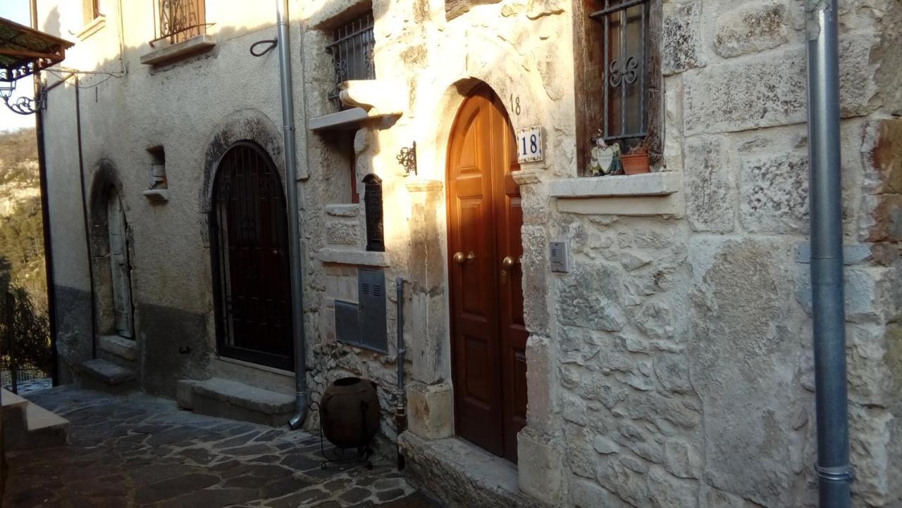 La Maison De Martine Bolognano Exterior foto